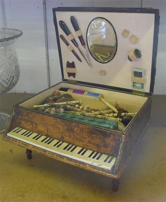 Piano sewing box